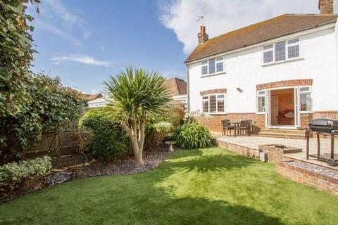 8 Bramber Road, Seaford, BN25 1AP