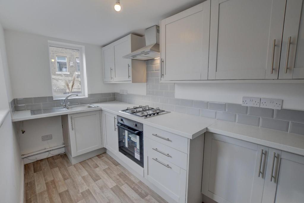 Lord Street, Colne 3 bed terraced house £125,000