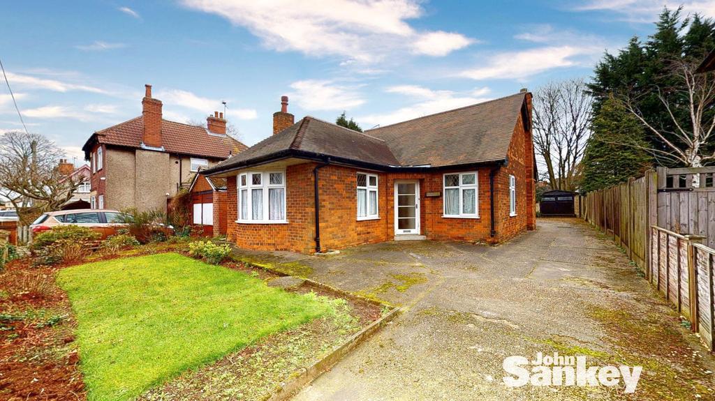 Normanton Drive, Mansfield 2 bed detached bungalow £210,000