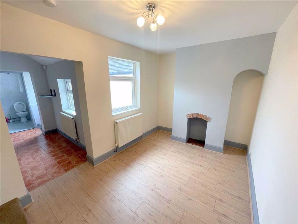 Ball Haye Green, Leek 2 bed terraced house £135,000
