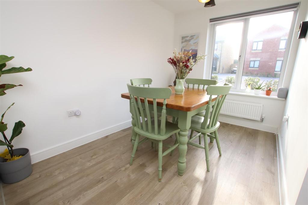Dining Room.JPG