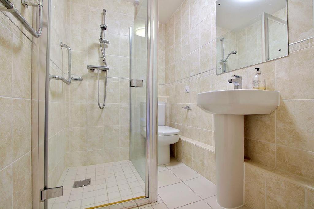 Shower Room.JPG