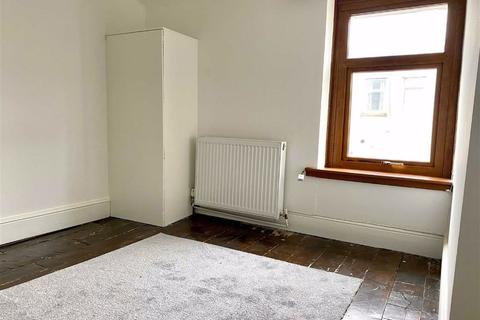 12 Cora Street, Barry, CF63 4EP