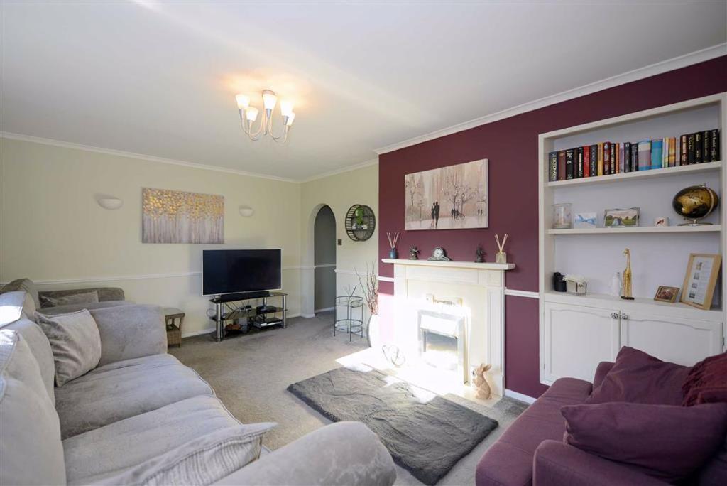 Glebe Road, Bayston Hill, Shrewsbury, Shropshire 3 bed detached house