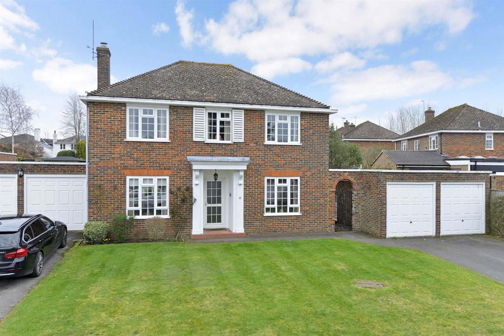 Chinthurst Park, Shalford, Guildford 3 bed detached house £875,000