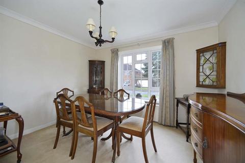 26 Chinthurst Park, Shalford, Guildford, GU4 8JH