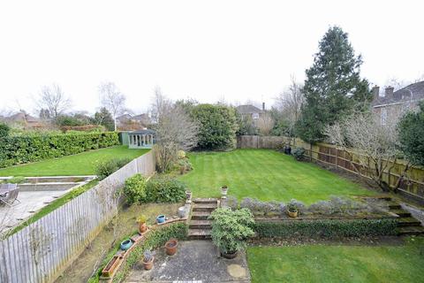 26 Chinthurst Park, Shalford, Guildford, GU4 8JH