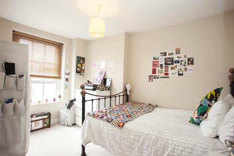 25 Ainsley Street, London, E2 0DL