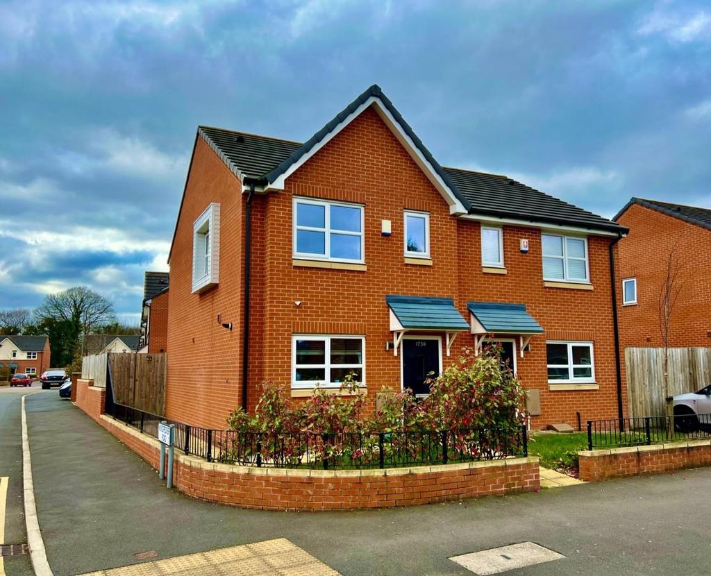 Darley Avenue, Chorlton, M21 2 bed semidetached house £330,000