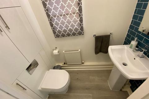 86 Wake Way, Grange Park, Northampton, NN4 5BF