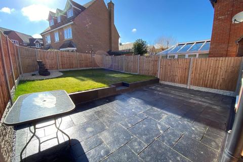 86 Wake Way, Grange Park, Northampton, NN4 5BF