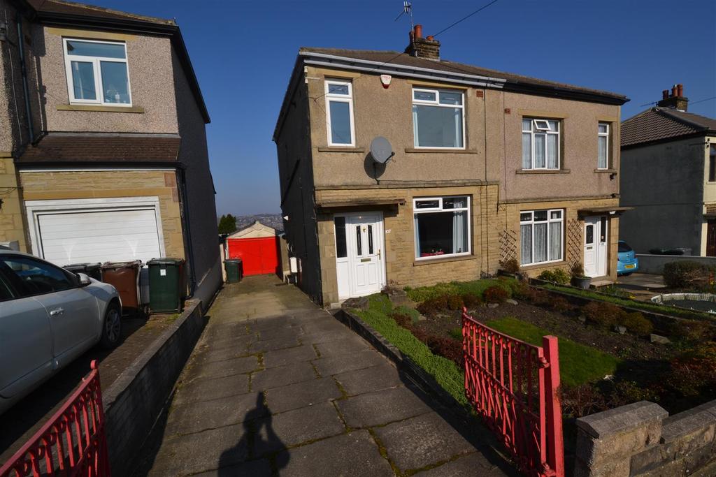 Welbeck Drive, Bradford 3 bed semidetached house £145,000