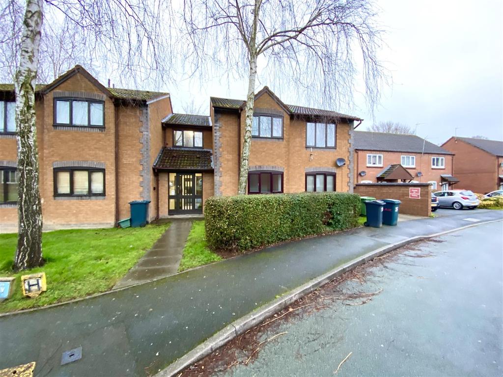Lambourn Drive, Shrewsbury 1 bed flat £90,000