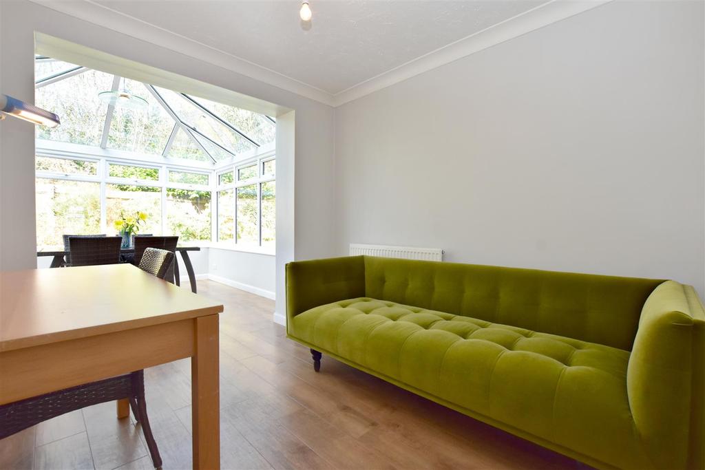 Dining Room.jpg