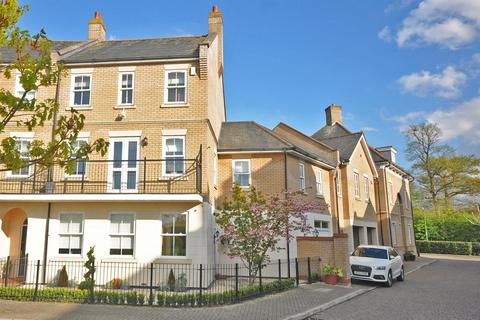 86 Chestnut Avenue, Great Notley, Braintree, CM77 7YJ