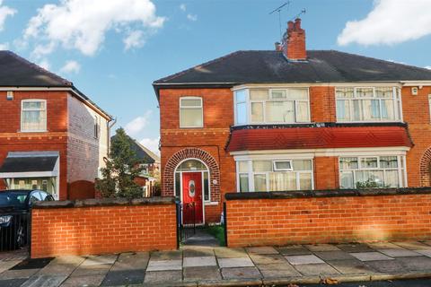 4 bedroom semi-detached house for sale - Low Road, Balby, Doncaster