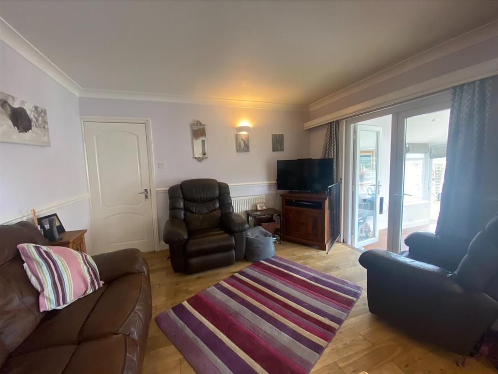 Sitting Room.jpg