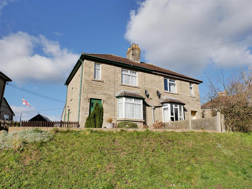 Anchor Road, Calne 2 bed semidetached house £240,000