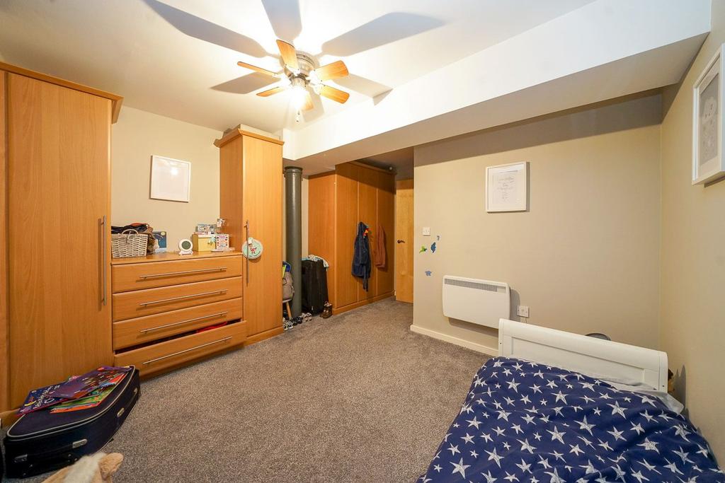 Photograph 31