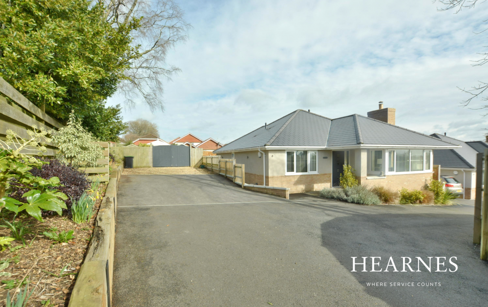 Deans Drove, Lytchett Matravers, BH16 6EQ 3 bed detached bungalow for