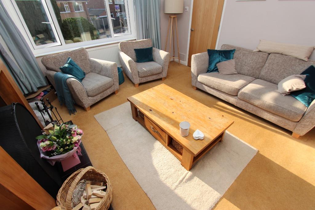 Mayfield Drive, Stapleford, NG9 4 bed semidetached house £310,000