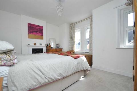 2 bedroom semi-detached house for sale - Penn Hill