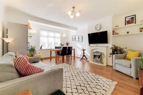 8a Kenneth Gardens, Stanmore, HA7 3SD