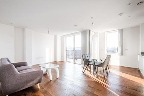 3 bedroom apartment for sale, Gransden Avenue, London Fields, E8