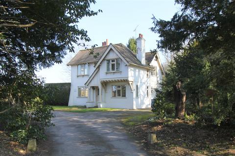 3 bedroom detached house to rent, Rempstone Hall, Rempstone, LE12