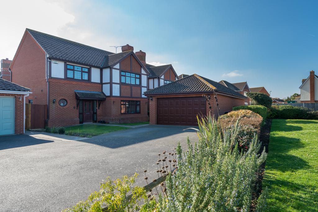 Fulmar Way, Herne Bay, Kent 4 bed detached house £590,000
