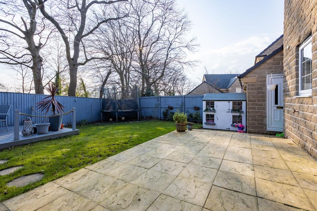 Bluebell Square, Wyke, BD12 8AZ 4 bed detached house £365,000