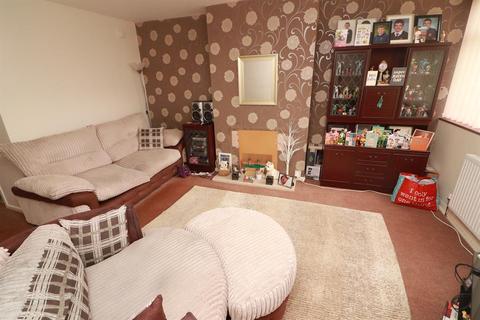 6 Stinchcombe, Yate, Bristol, BS37 4DN