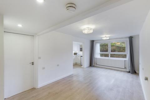 5 Cleveley Close, London, SE7 8DP