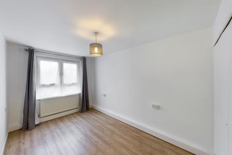 5 Cleveley Close, London, SE7 8DP