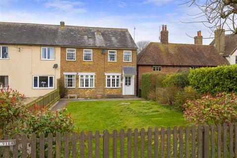 Lees View Ashford Road, Badlesmere Lees, Faversham, ME13 0NZ
