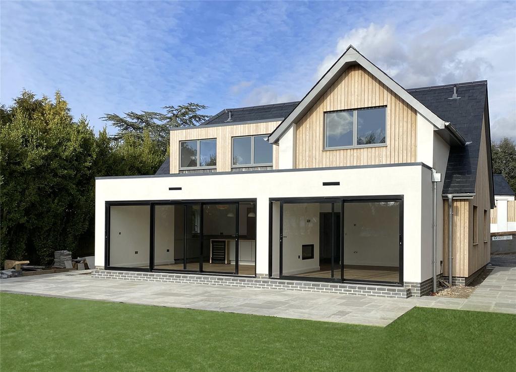 Belmore Lane, Lymington, SO41 4 bed detached house £1,750,000