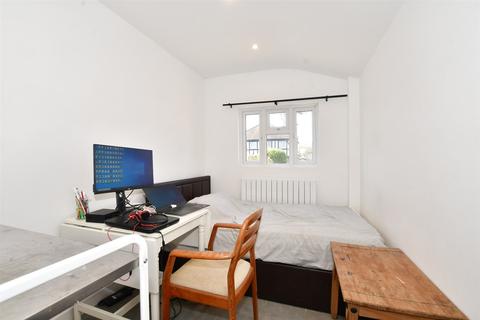 20 Lavington Road, Croydon, CR0 4PP