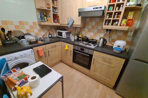 1 bedroom flat to rent, Moorland Road, Leeds