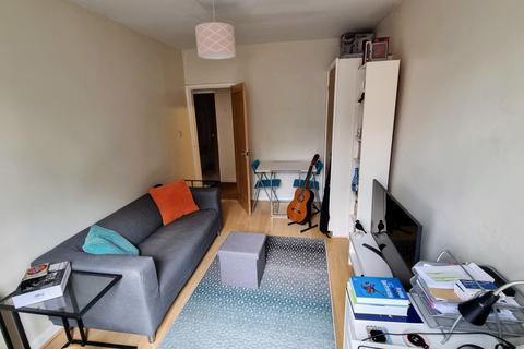 1 bedroom flat to rent, Moorland Road, Leeds