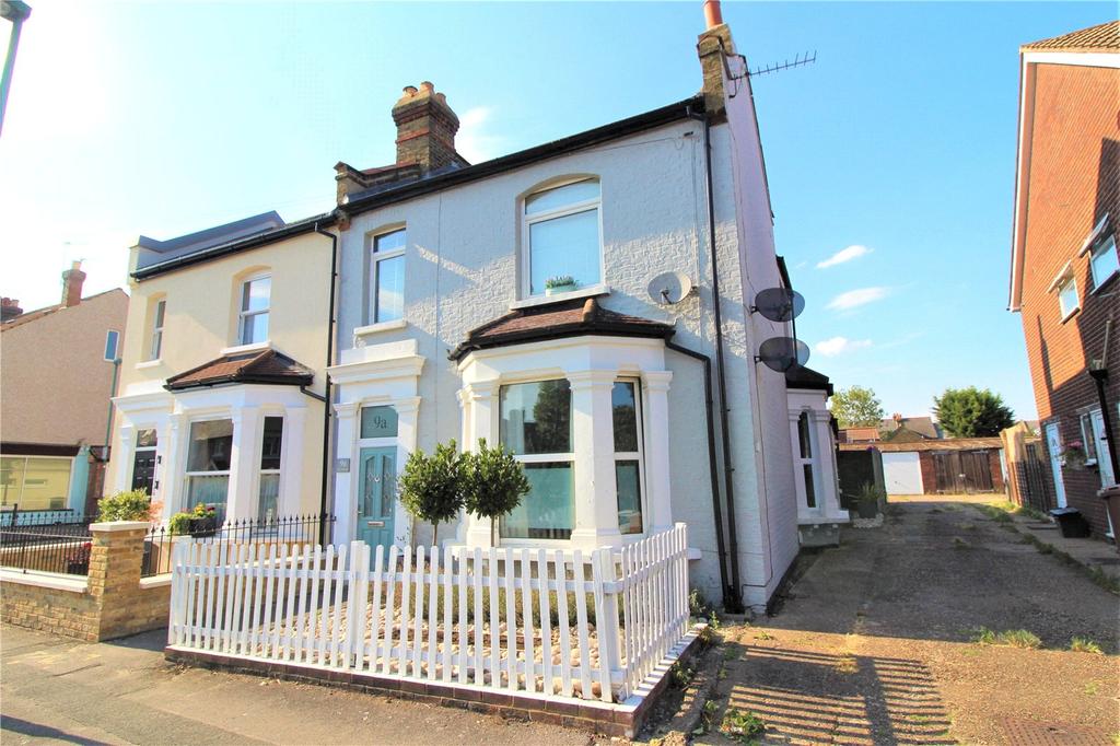 New Road, Mitcham, CR4 2 bed £1,350 pcm (£312 pw)