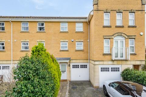 21 Cromwell Close, Bromley, BR2 9GD
