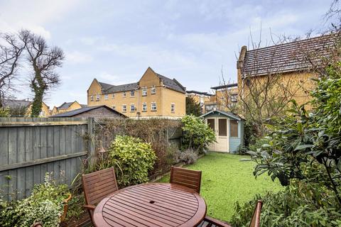 21 Cromwell Close, Bromley, BR2 9GD