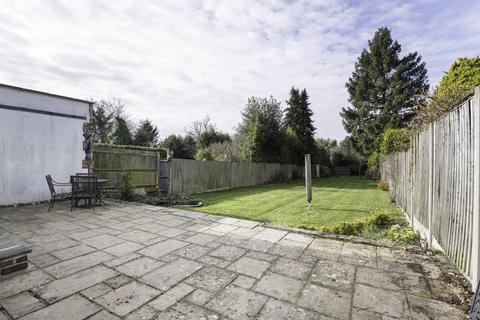 15 Well End Road, Borehamwood, WD6 5NZ
