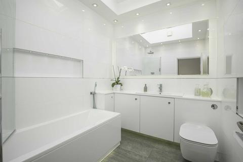 15 Well End Road, Borehamwood, WD6 5NZ