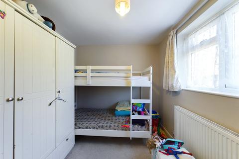 15b Ashford Road, Feltham, TW13 4QR