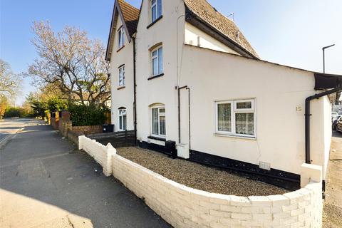 15b Ashford Road, Feltham, TW13 4QR