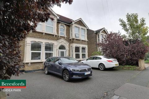 Flat 1, Homeleigh Apartments, 85 Heath Park Road, Romford, RM2 5XA