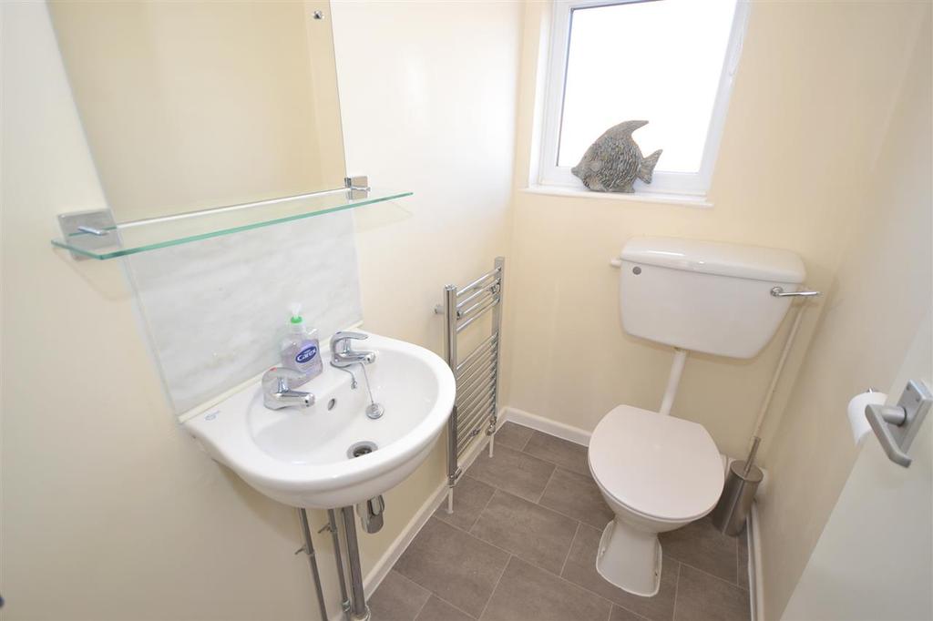 Separate cloakroom