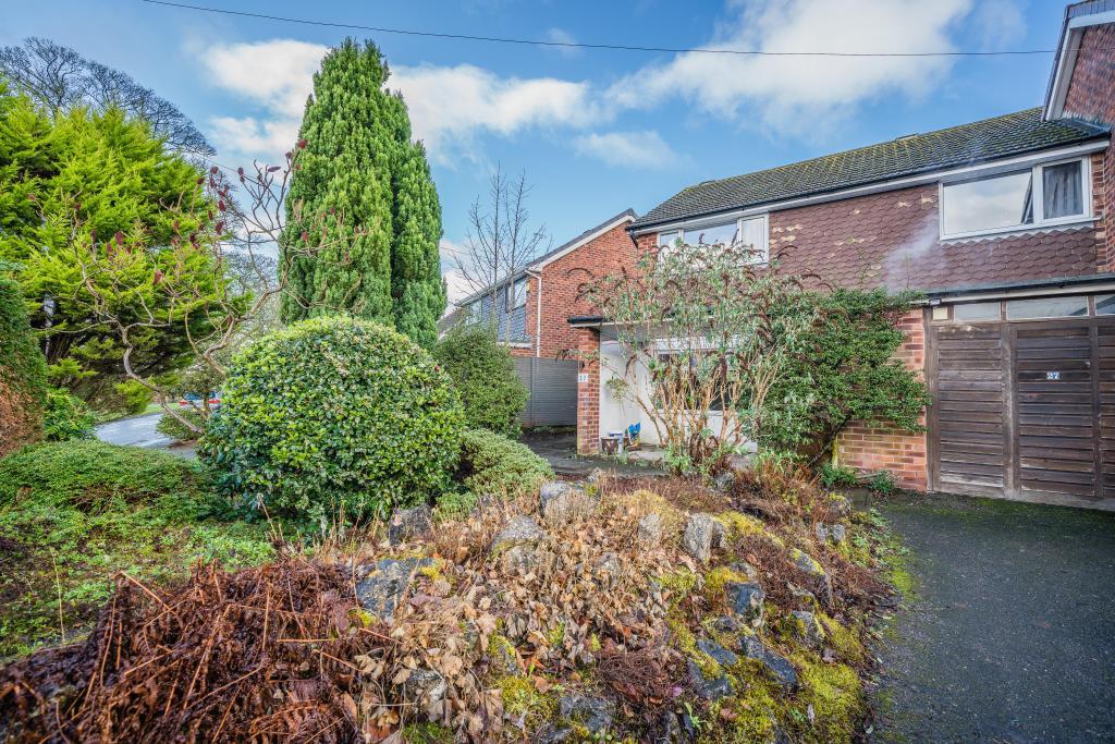Tytherington Park Road, Tytherington, Macclesfield, Cheshire 4 bed semi