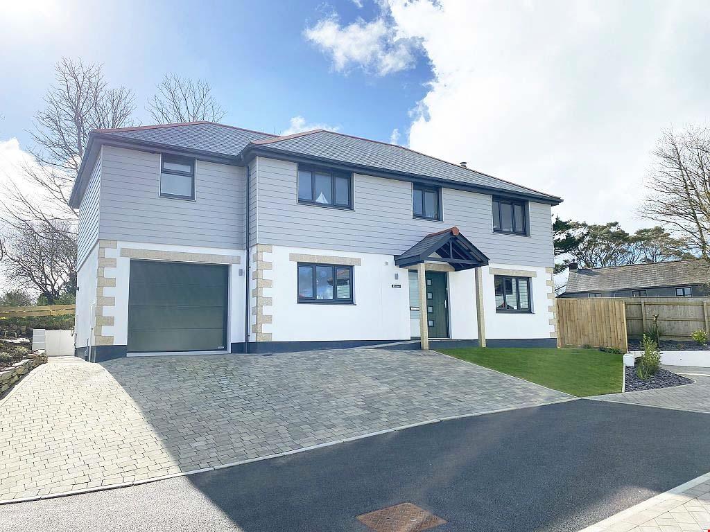 Trewirgie Hill, Redruth Rural edge... 4 bed detached house £625,000